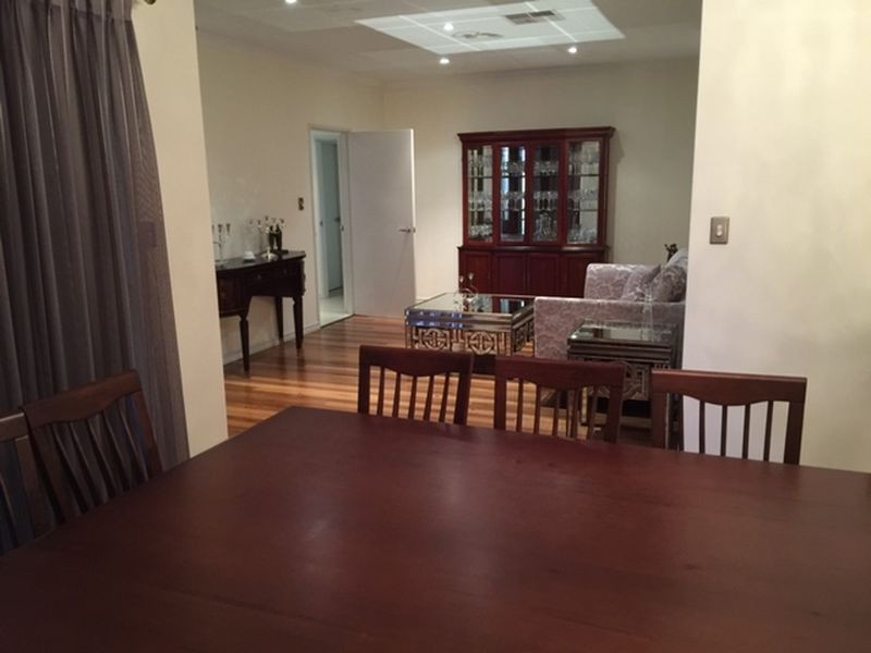 6 Mohan Loop, Hammond Park WA 6164