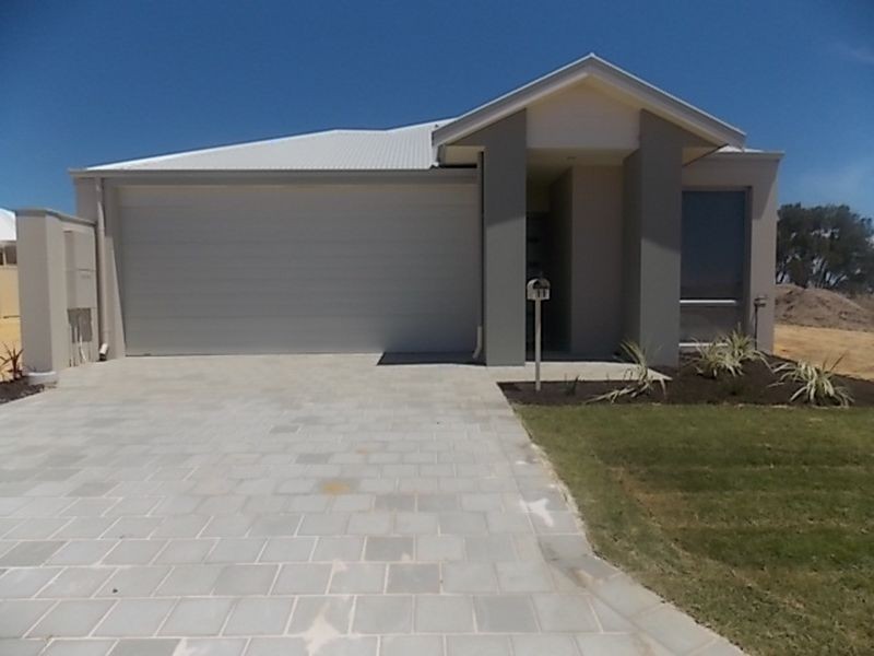 11 Dolomite Avenue, Wellard WA 6170
