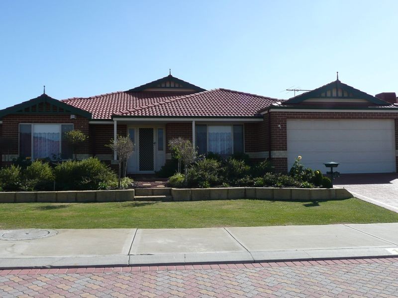 11 Heysen Parade, Southern River WA 6110