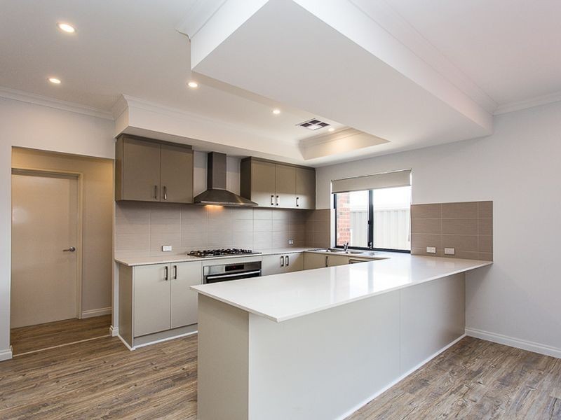 163 Honeywood Drive, Wandi WA 6167