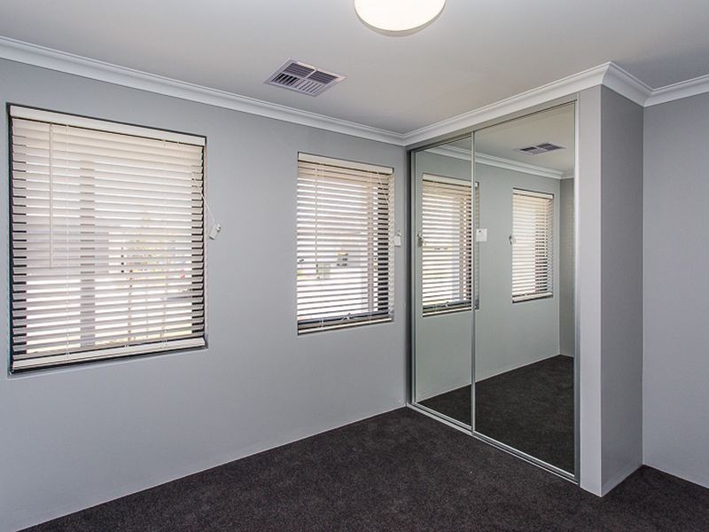 163 Honeywood Drive, Wandi WA 6167