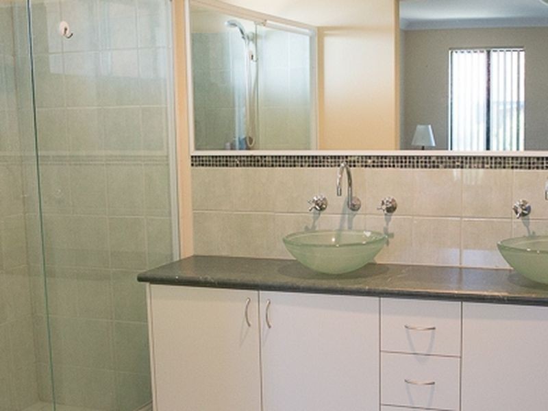 40 Jackadder Avenue, Hammond Park WA 6164