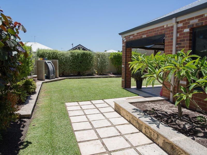 40 Jackadder Avenue, Hammond Park WA 6164