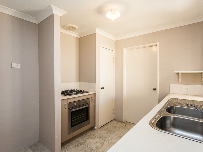 4/46 Westfield Road, Kelmscott WA 6111