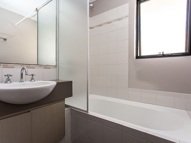 4/46 Westfield Road, Kelmscott WA 6111