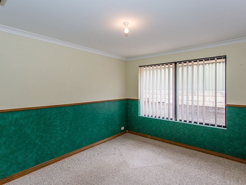 9 Shoalhaven Rise, Success WA 6164