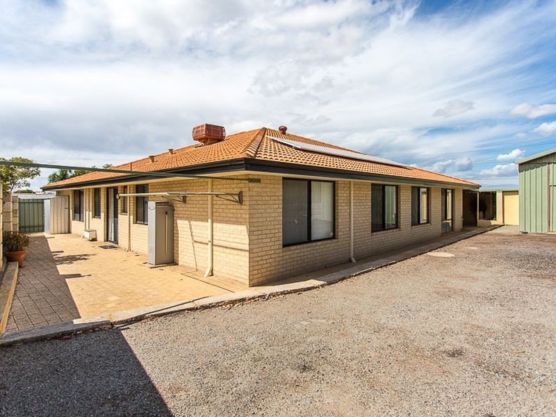 9 Shoalhaven Rise, Success WA 6164