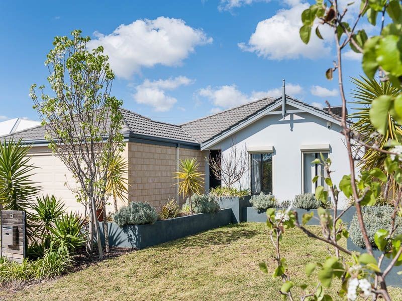 5 Lamar Court, Success WA 6164
