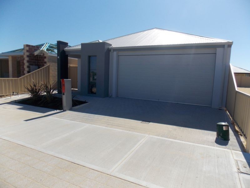 20 Packer Rise, Hammond Park WA 6164