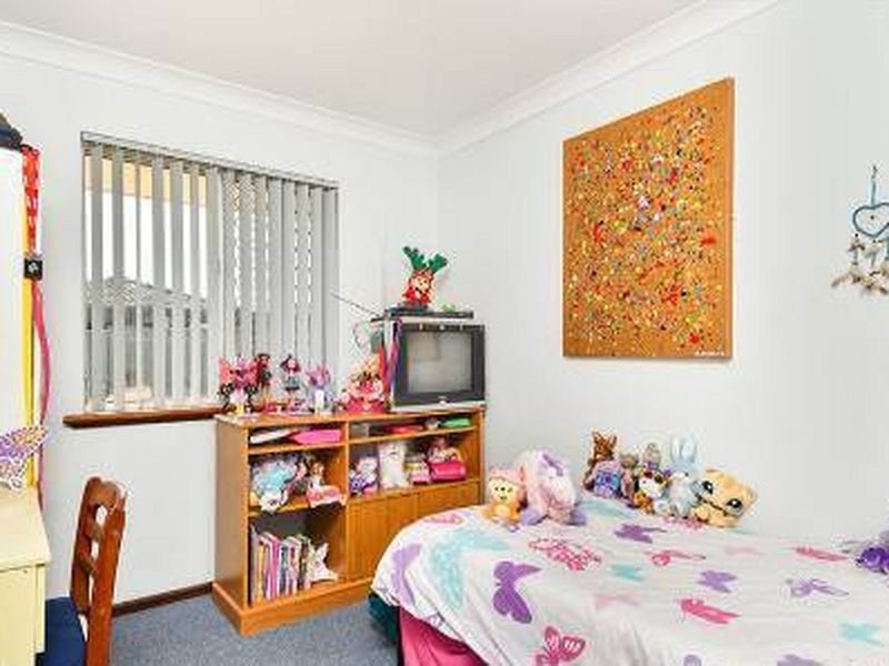 11 Eneabba Place, Armadale WA 6112