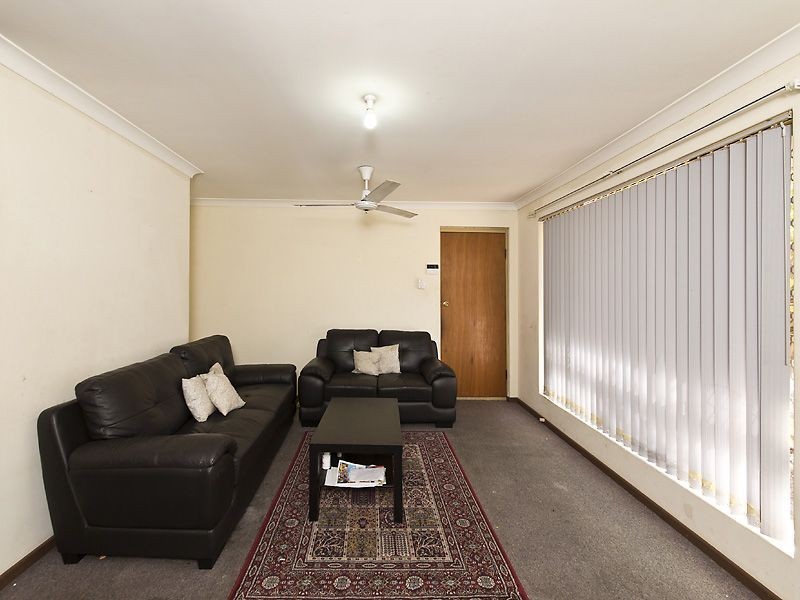 11/18 Lathwell Street, Armadale WA 6112