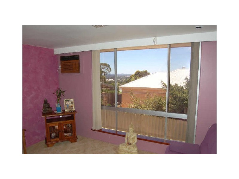 22 Binburra Way, Mount Nasura WA 6112