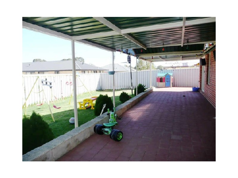 Seville Grove WA 6112