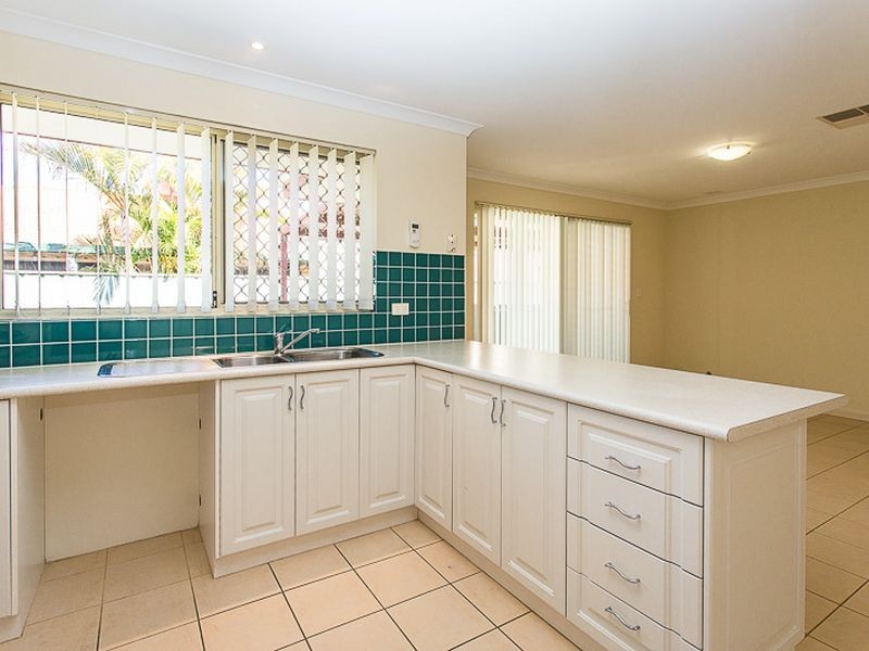 11 Jerrat Mews, Atwell WA 6164