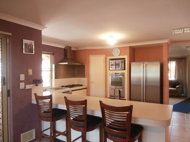 7 Sorell Way, Atwell WA 6164