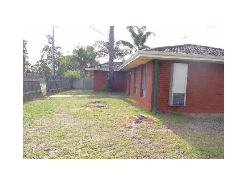 78 Gribble Avenue, Armadale WA 6112