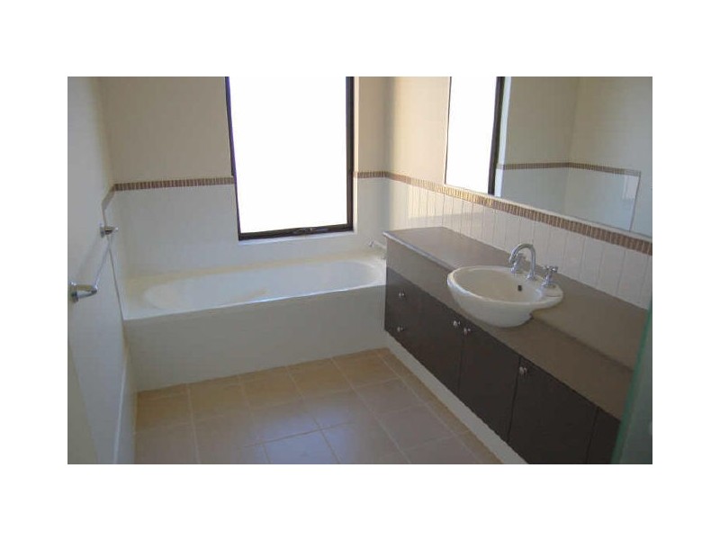 1 Annandale Way, Harrisdale WA 6112