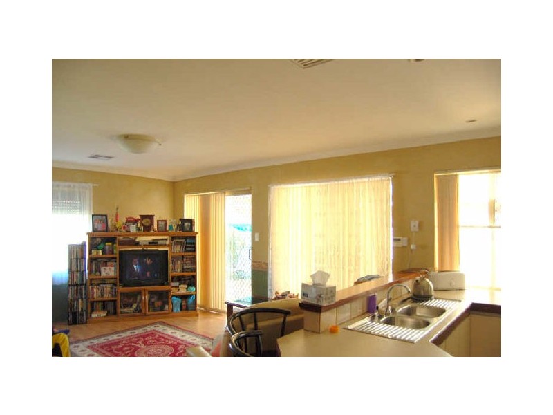 Seville Grove WA 6112