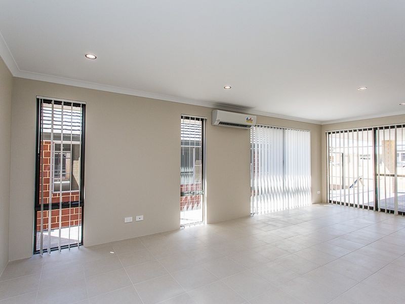 72 Wintergreen Crescent, Banjup WA 6164