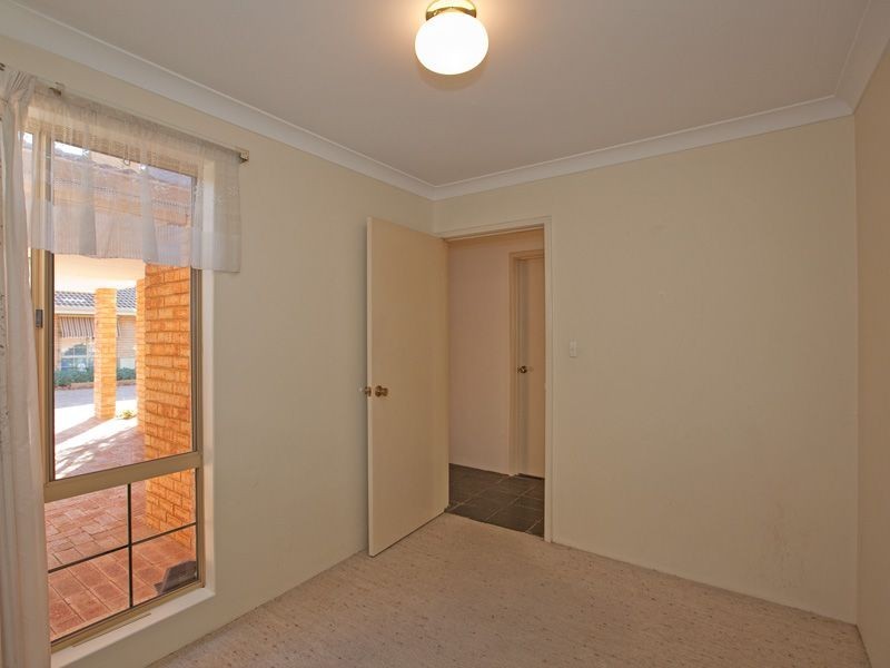 11/4-6 Edeline Street, Spearwood WA 6163