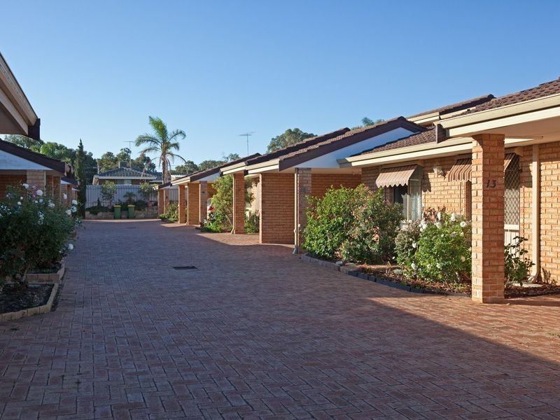 11/4-6 Edeline Street, Spearwood WA 6163