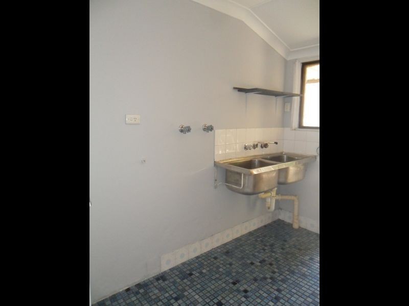 2 Wyloo Place, Armadale WA 6112