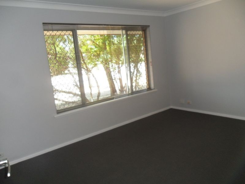 2 Wyloo Place, Armadale WA 6112