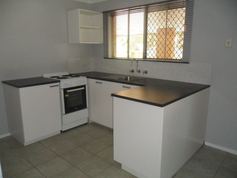 2 Wyloo Place, Armadale WA 6112