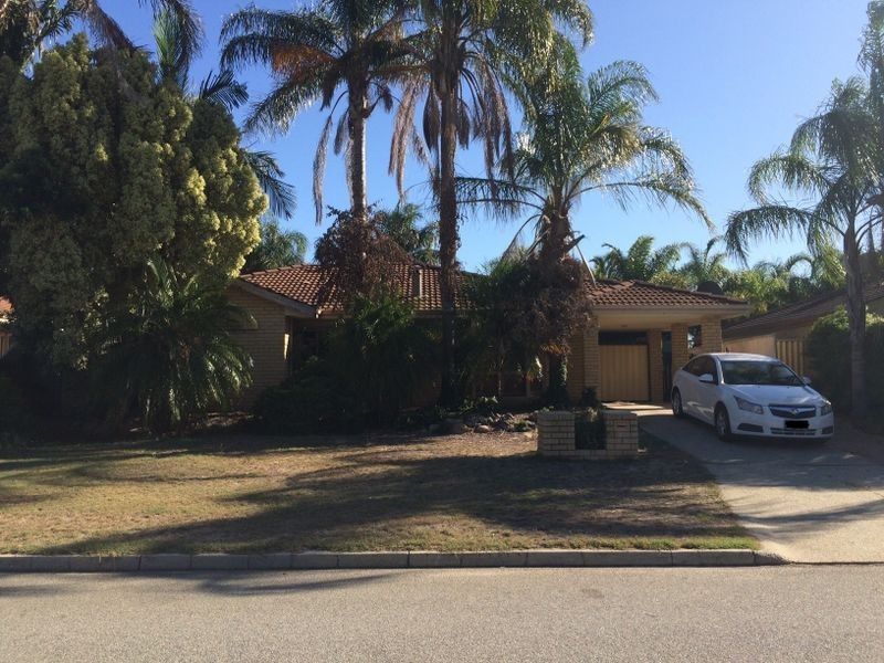 15 Mcgrath Place, Seville Grove WA 6112