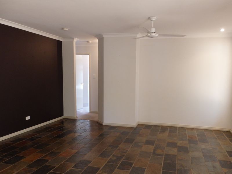 15 Mcgrath Place, Seville Grove WA 6112