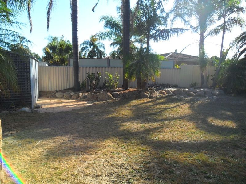 15 Mcgrath Place, Seville Grove WA 6112