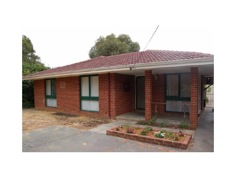 2 Tarrawan Road, Armadale WA 6112