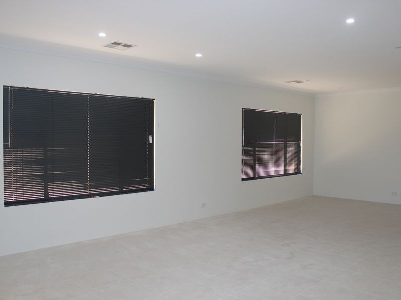 28 Pinelle Parkway, Aubin Grove WA 6164