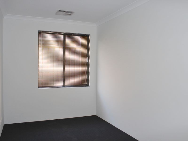 28 Pinelle Parkway, Aubin Grove WA 6164