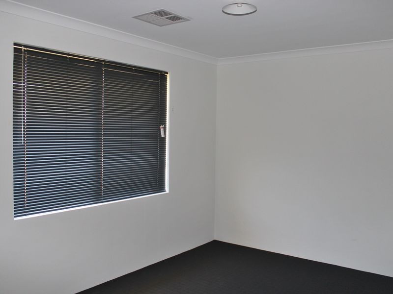 28 Pinelle Parkway, Aubin Grove WA 6164