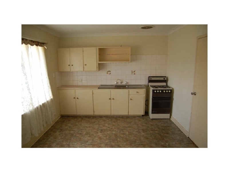 10 Offord Street, Armadale WA 6112