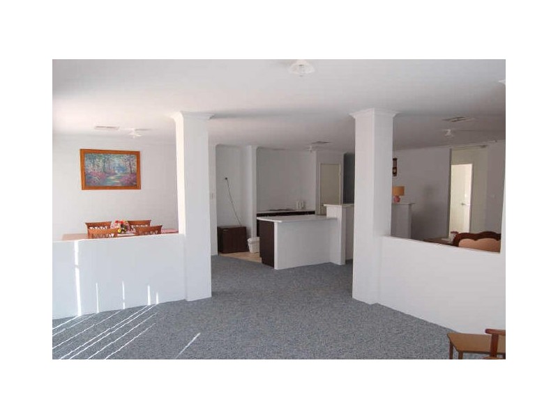 11 Vlasich Street, Byford WA 6122
