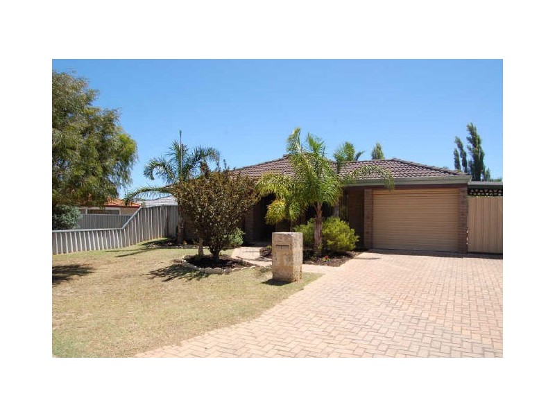 10 Cranberry Way, Kenwick WA 6107