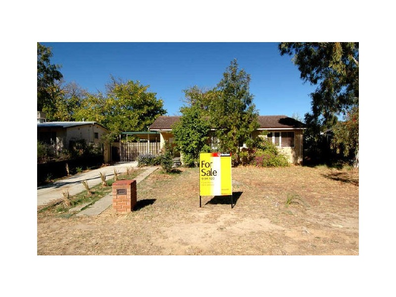 22 Neilson Avenue, Armadale WA 6112