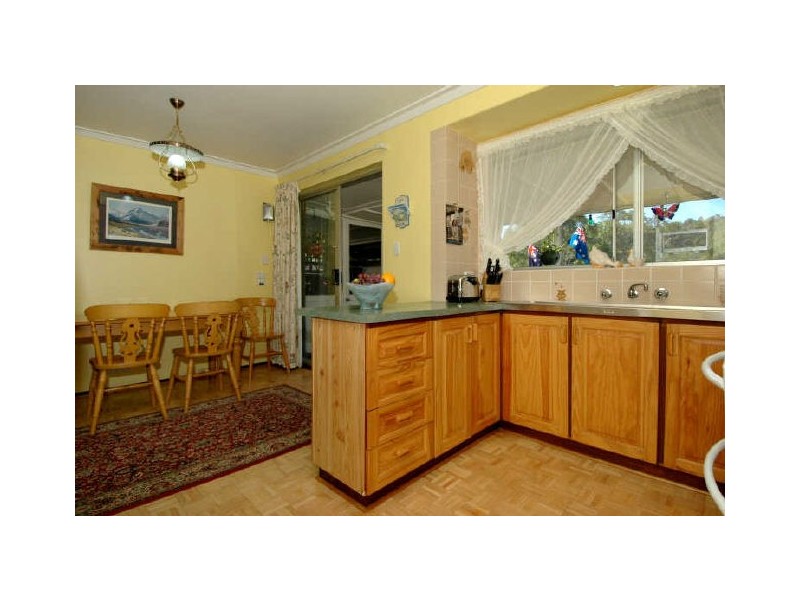 10 Bilkurra Way, Mount Nasura WA 6112