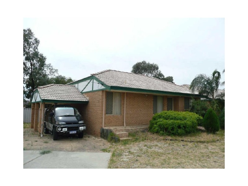 1/11 Stott Close, Armadale WA 6112