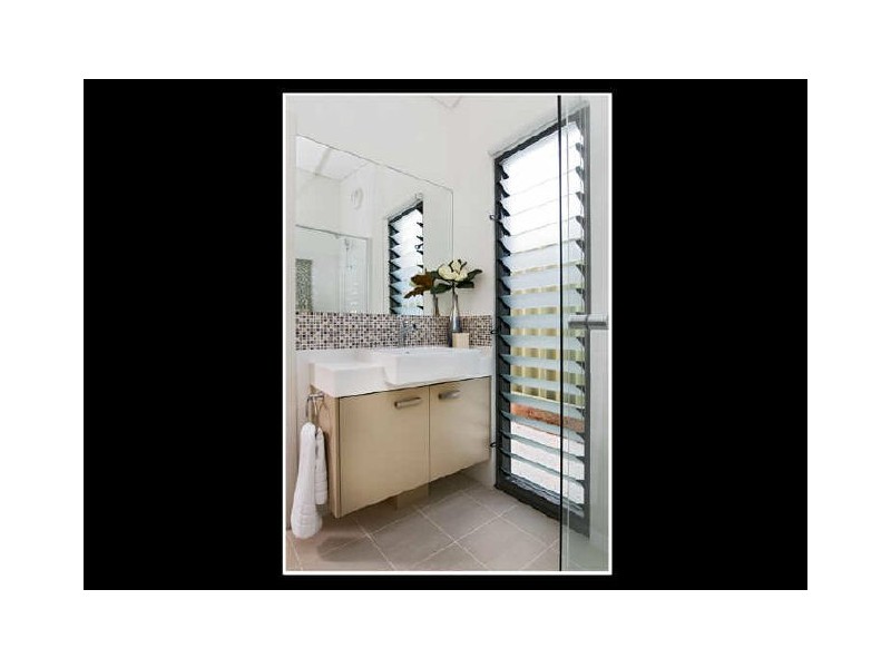 72 Verdant Crescent, Seville Grove WA 6112