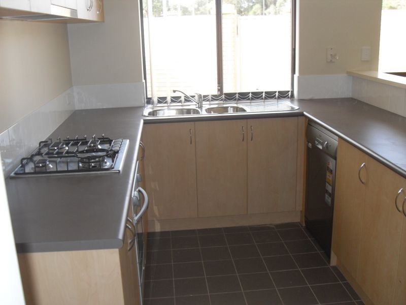 9/1 Coojong Link, Success WA 6164