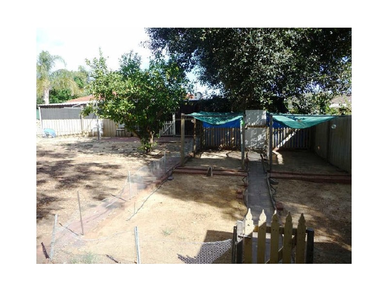 64 Townley Street, Armadale WA 6112