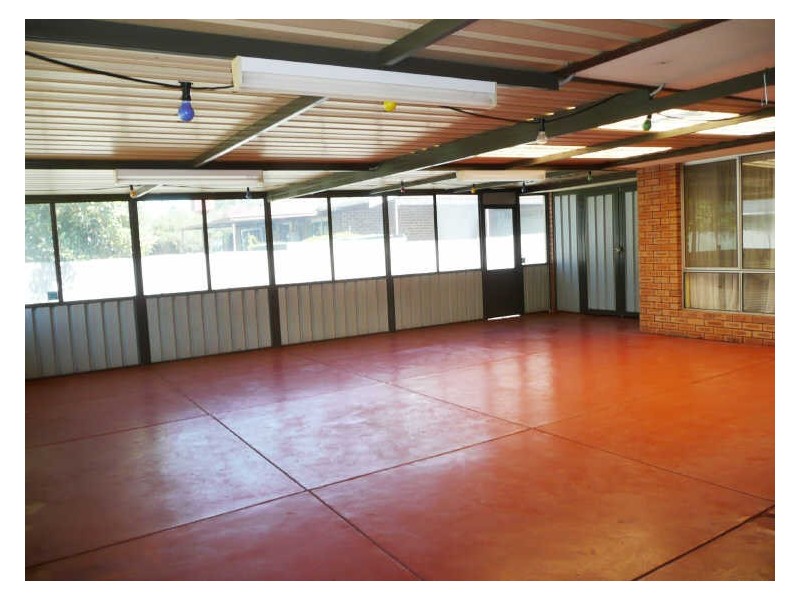 14 Ainsley Court, Westfield WA 6111