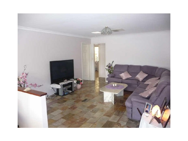 4 Malbec Place, Mount Nasura WA 6112