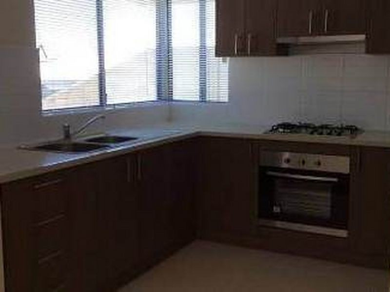 35 Mariposa Gardens, Success WA 6164