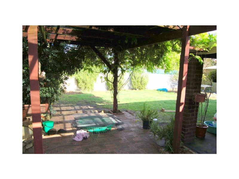 5 Bundalla Court, Kelmscott WA 6111