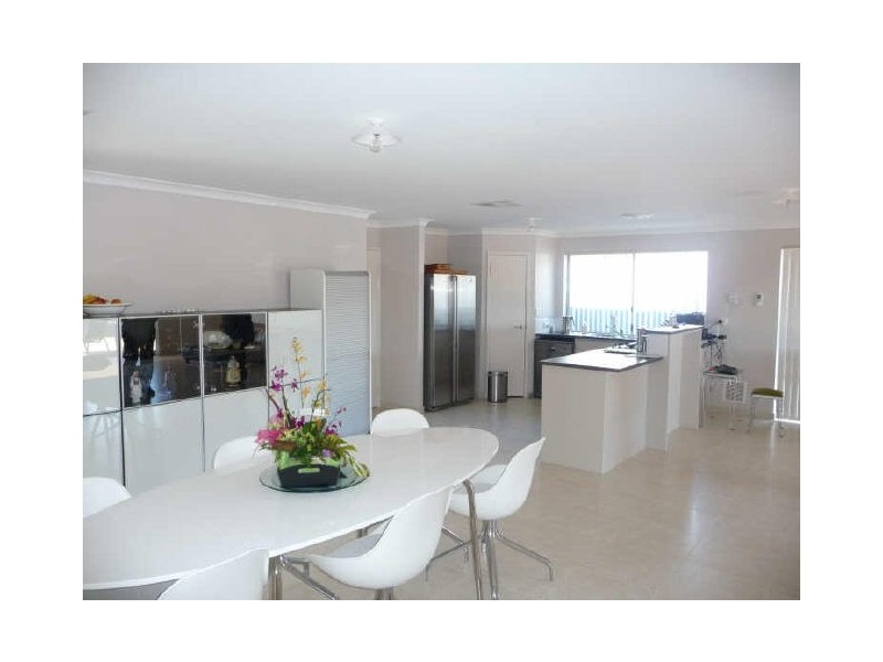 2 Carraway Avenue, Byford WA 6122