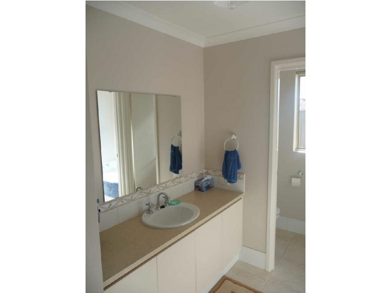 2 Carraway Avenue, Byford WA 6122